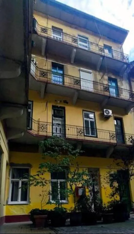Apartament Simon Says Full Apartman In The Heart Of Budapeszt 0*,